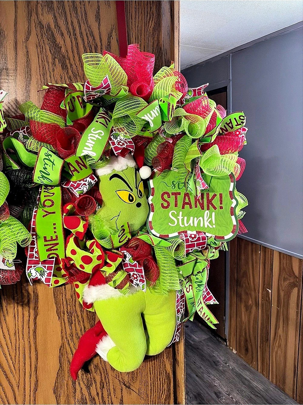Grinch Holiday Wreath in Green & Red Like New